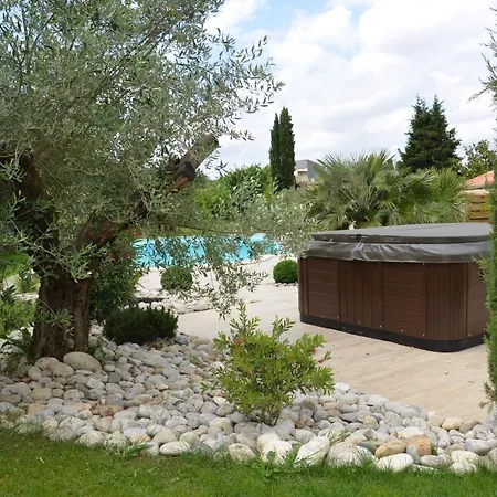 Chambre D'hotes Et Spa Bed & Breakfast