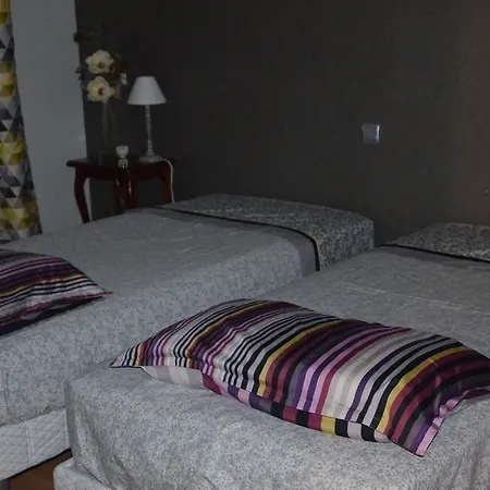 לינה וארוחת בוקר D'hotes Et אז'ן