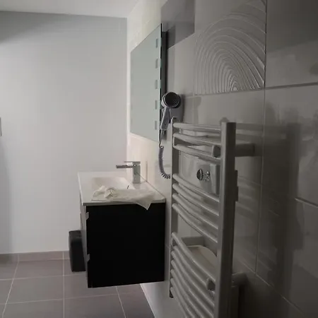 Bed & Breakfast Chambre D'hotes Et Spa 4*