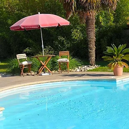 Chambre D'hotes Et Spa Bed & Breakfast 4*