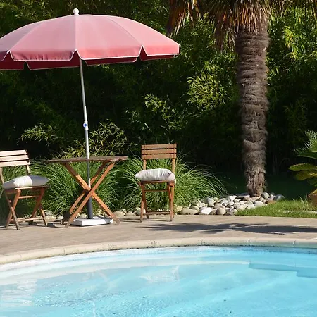 Chambre D'hotes Et Spa Bed & Breakfast 4*