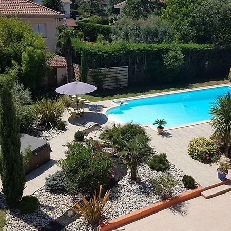 Chambre D'hotes Et Spa 2* Agen