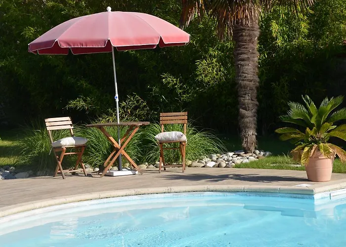 D'hotes Et Frühstückspension 4*